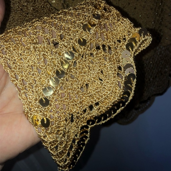 Vintage FEELINGS size L gold crocheted top with sequins and lining. Preloved - Picture 4 of 9